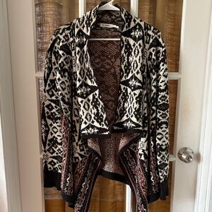 Blu Pepper Black and Cream Patterned Cardigan